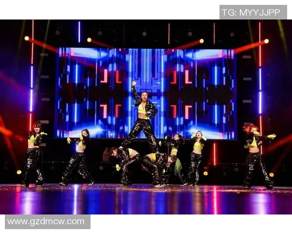 成都街舞队荣登耐力排行榜第二名展现出色实力与团队精神