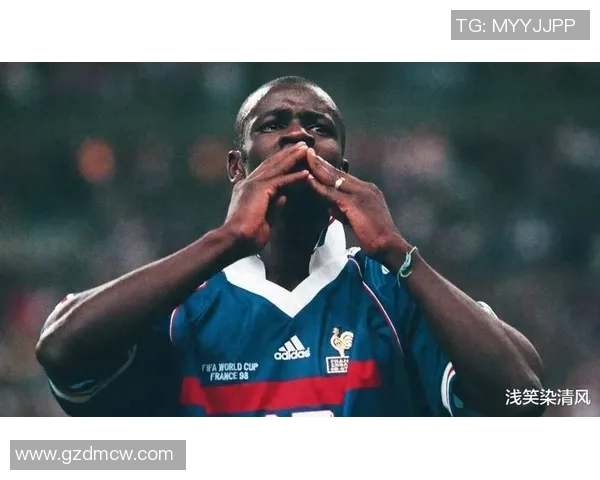 冰岛足球明星盘点：那些在绿茵场上闪耀的传奇人物